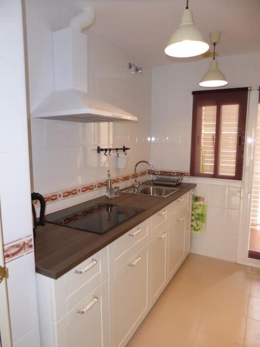 Atico Fresco Y Luminoso Con Aparcamiento Privado Apartment Nerja Exterior photo